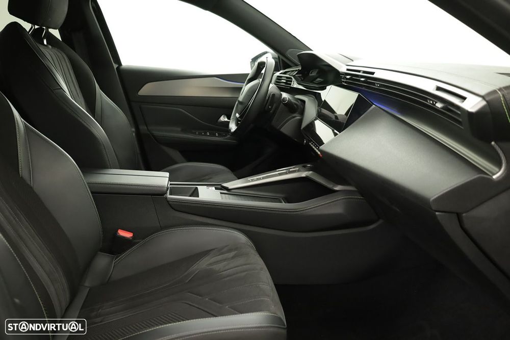 Peugeot 308 1.2 PureTech GT EAT8 - 21