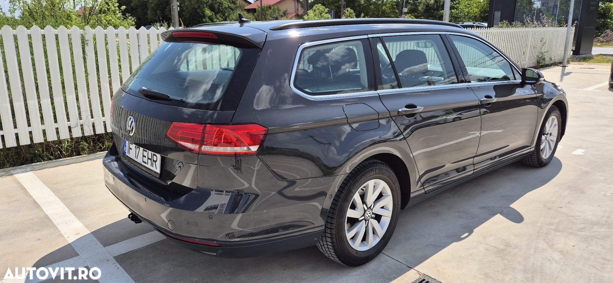 Volkswagen Passat Variant 1.6 TDI (BlueMotion Technology) Comfortline - 9