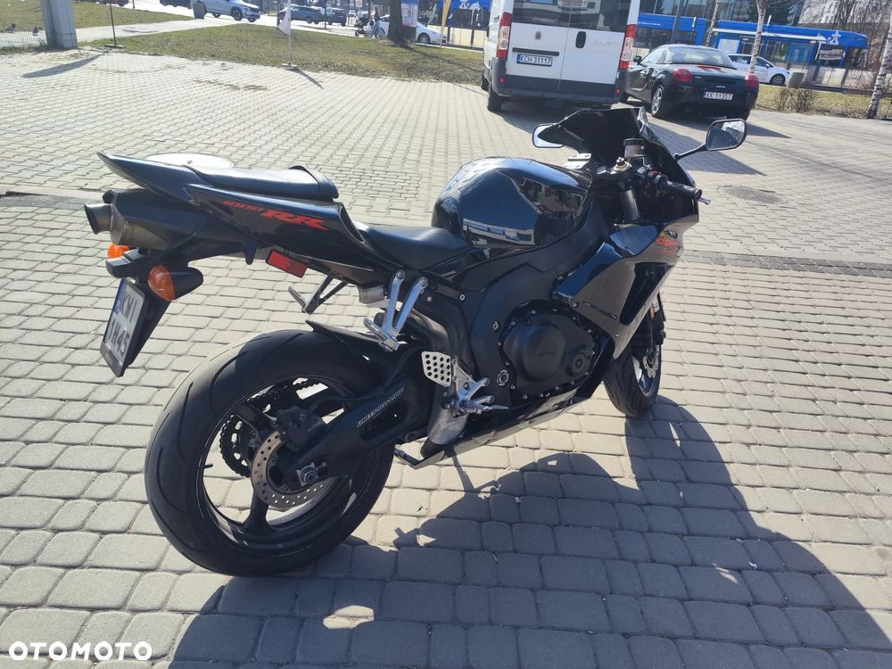 Honda CBR - 8