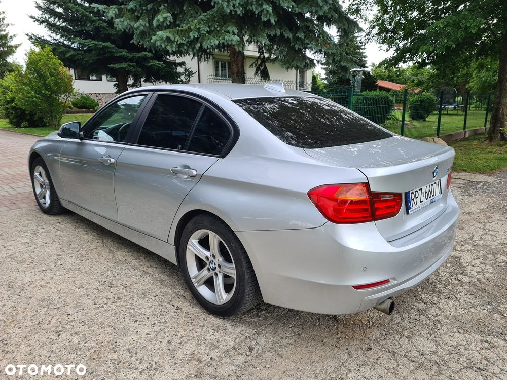 BMW Seria 3 - 13