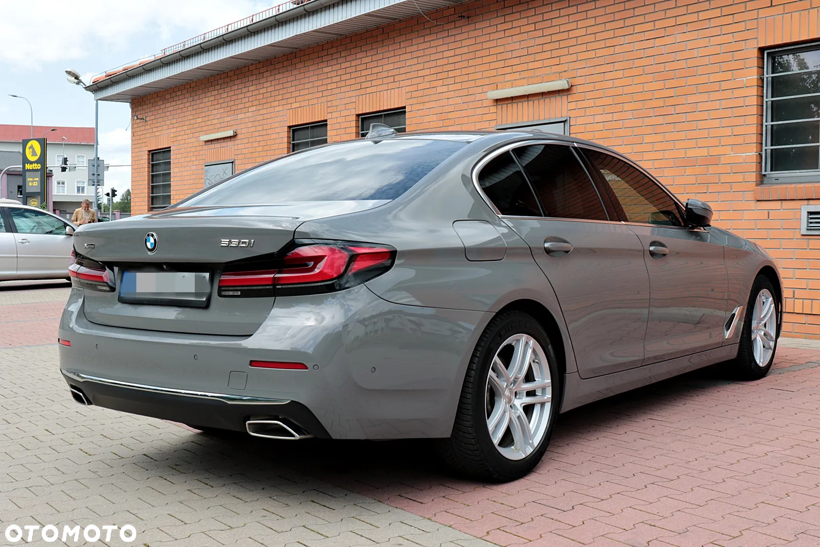 BMW Seria 5 530i GPF Luxury Line - 11