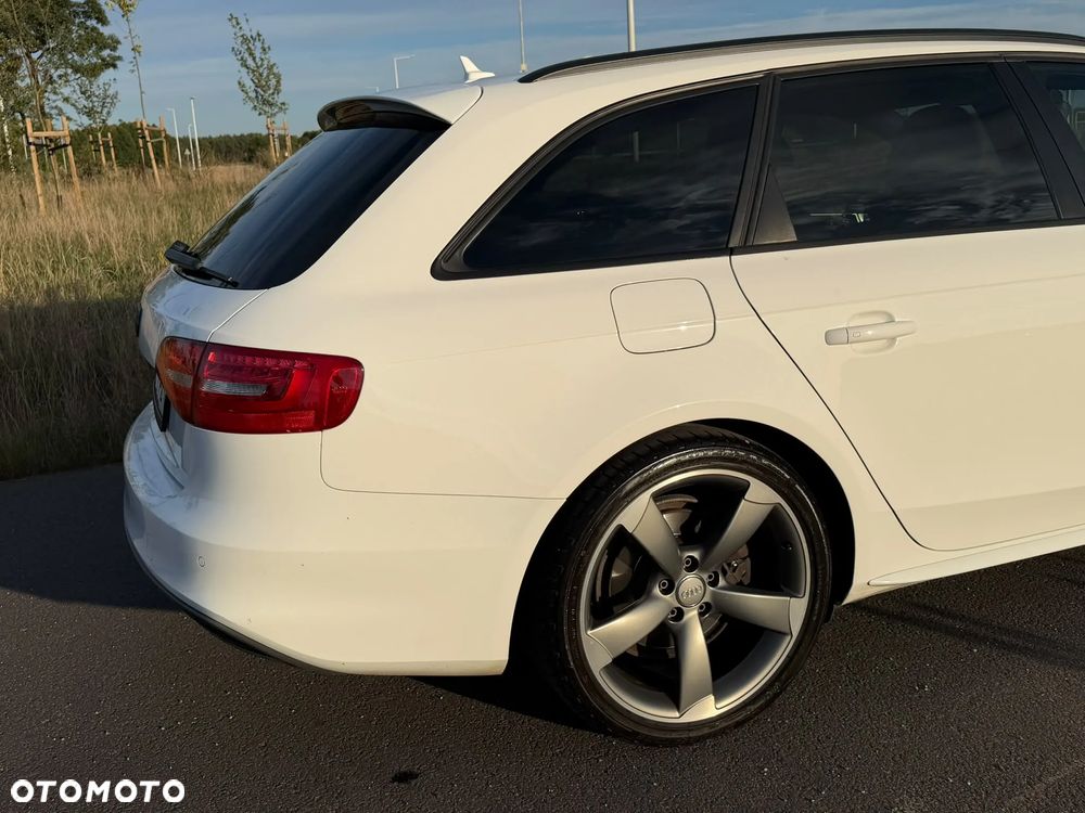 Audi A4 Avant 2015 photo 4