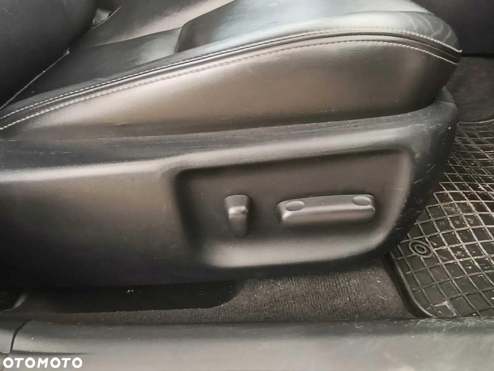 Toyota Avensis 2.0 Prestige NAVI - 29