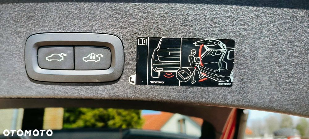 Volvo XC 40 T4 R-Design - 15