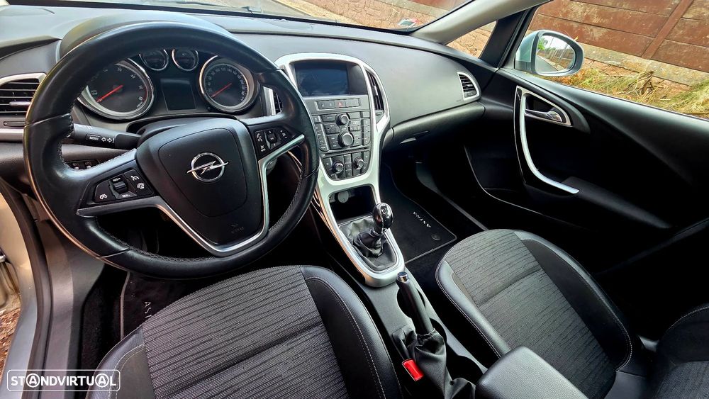 Opel Astra Sports Tourer 1.6 CDTi Executive S/S J18 - 9