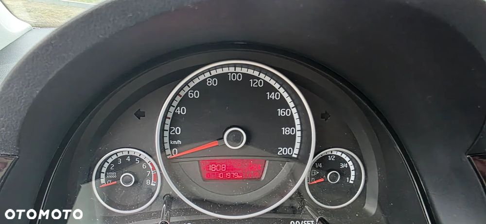 Volkswagen up! cheer - 34