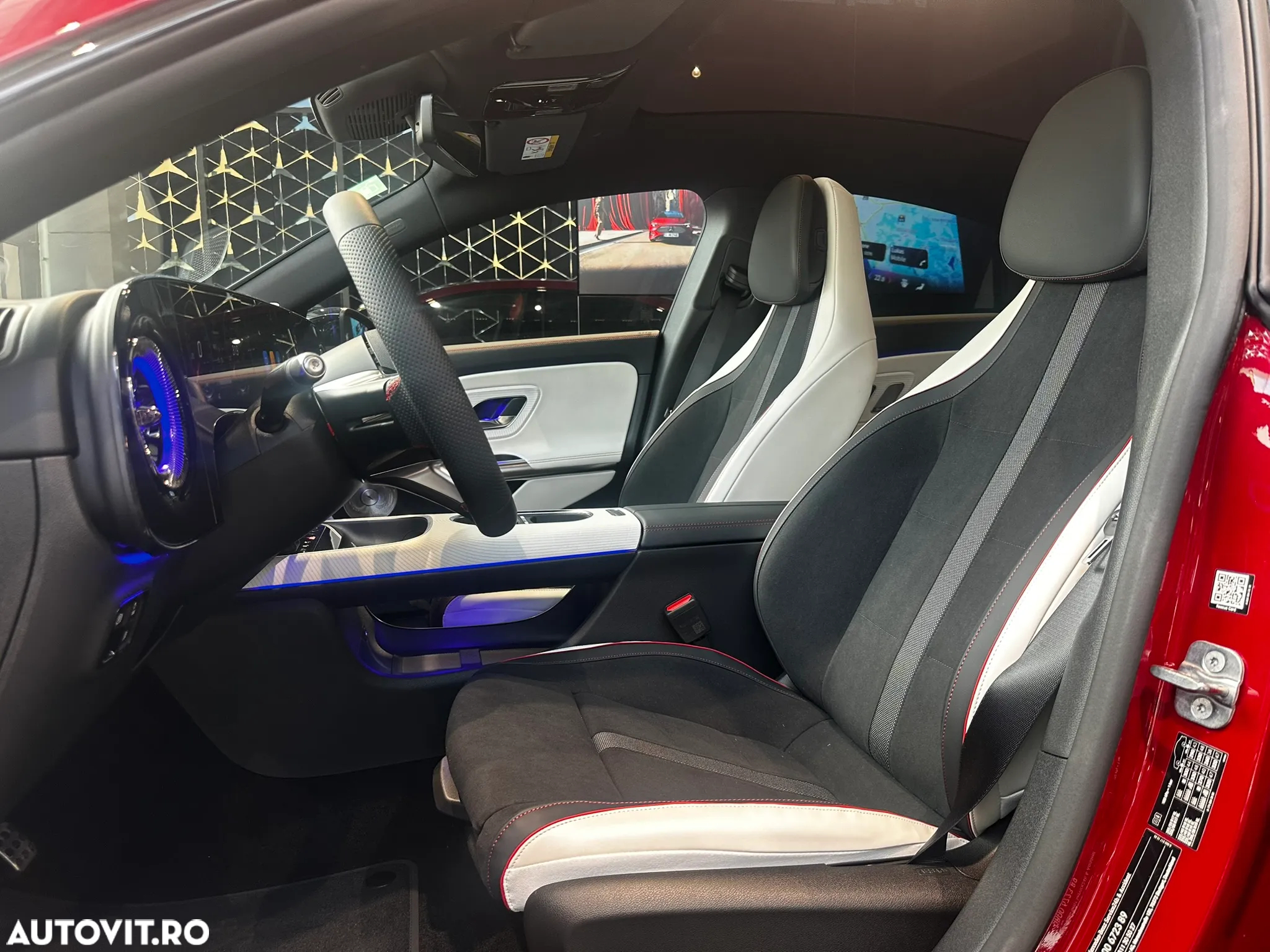 Mercedes-Benz CLA 350 4MATIC Coupe - 9