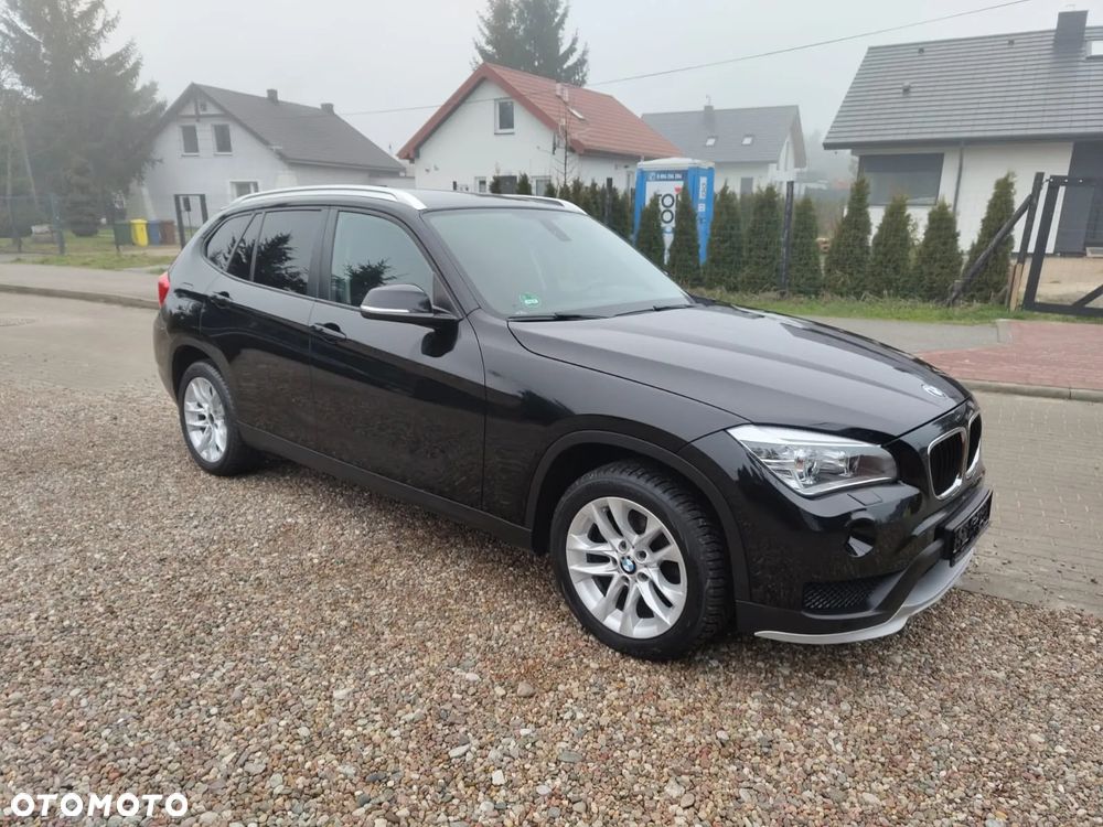 BMW X1 sDrive18d xLine - 28
