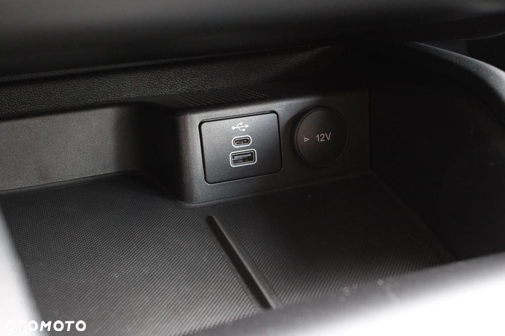 Ford Focus - 21