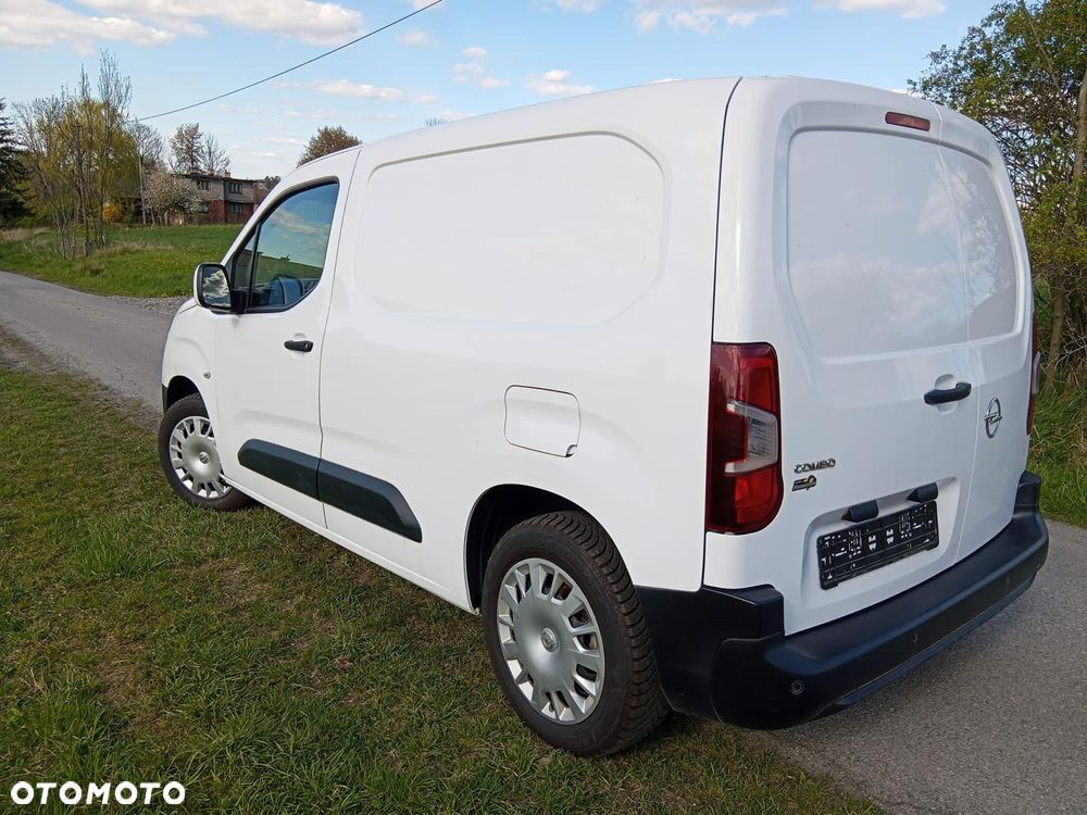 Opel Combo 1.5 CDTI Essentia S&S - 6