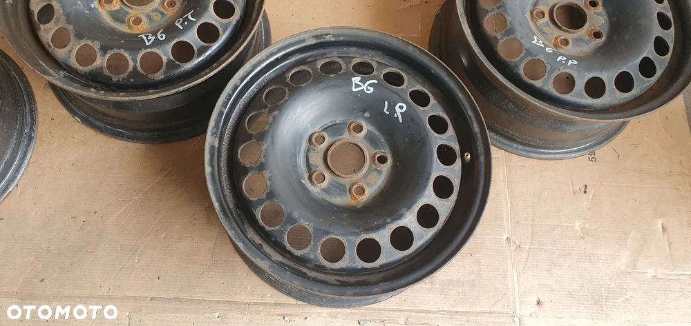 Felgi stalowe koła VW 5x112 6.5J ET48 R16 VW Passat B6 - 4