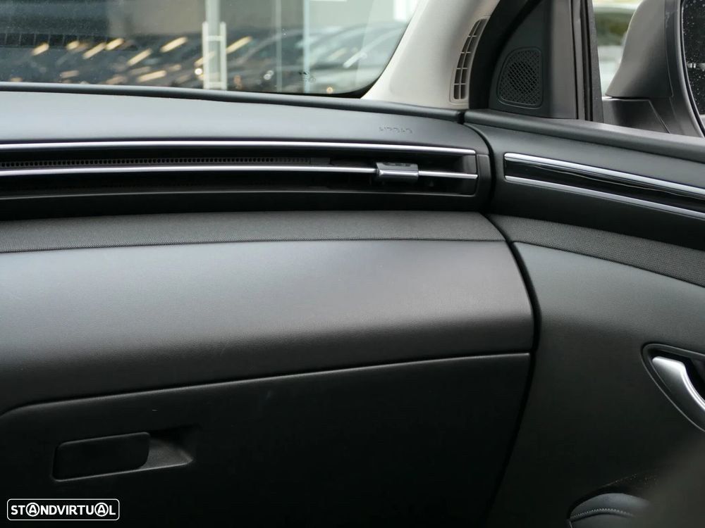 Hyundai Tucson 1.6 T-GDI PHEV Premium - 29