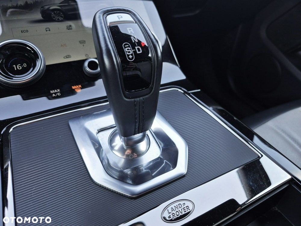 Land Rover Range Rover Evoque - 23