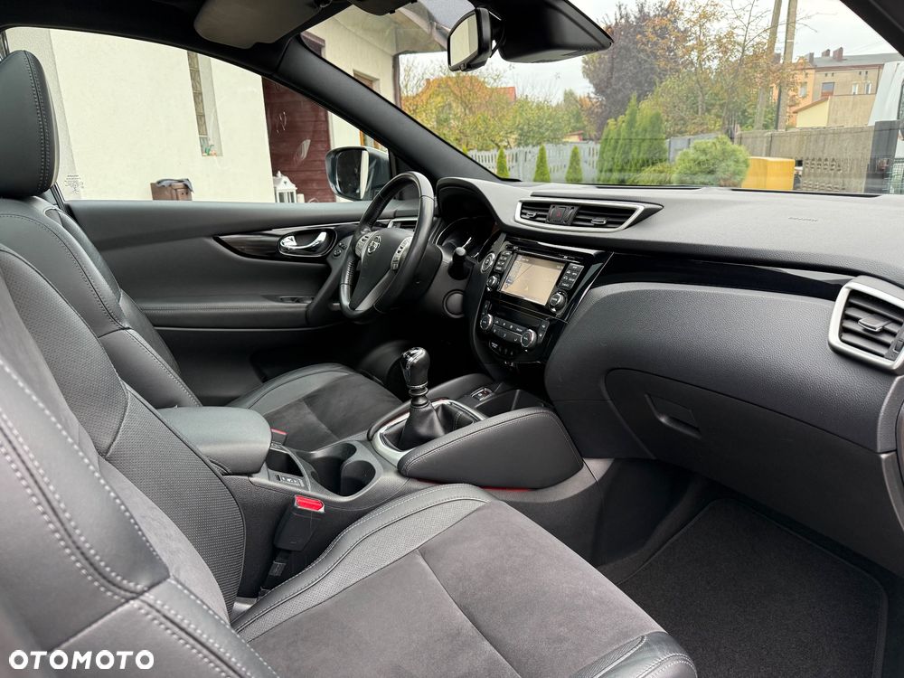 Nissan Qashqai 1.6 DIG-T N-Connecta - 19