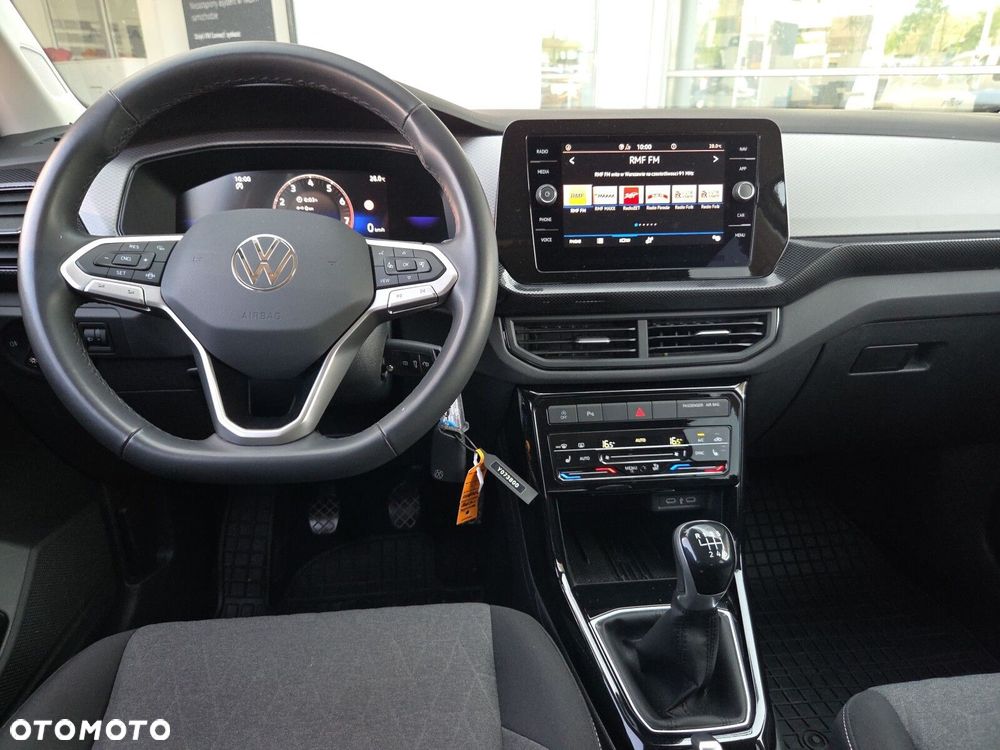 Volkswagen T-Cross - 10