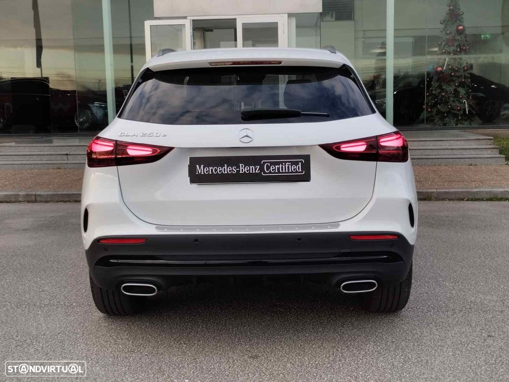 Mercedes-Benz GLA 250 e 8G-DCT AMG Line Advanced Plus - 10