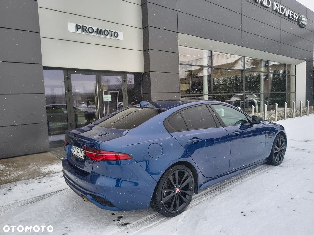 Jaguar XE 2.0 P300 AWD R-Dynamic S - 10