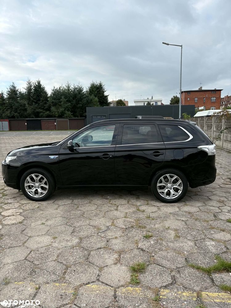 Mitsubishi Outlander 2.0 4WD - 29