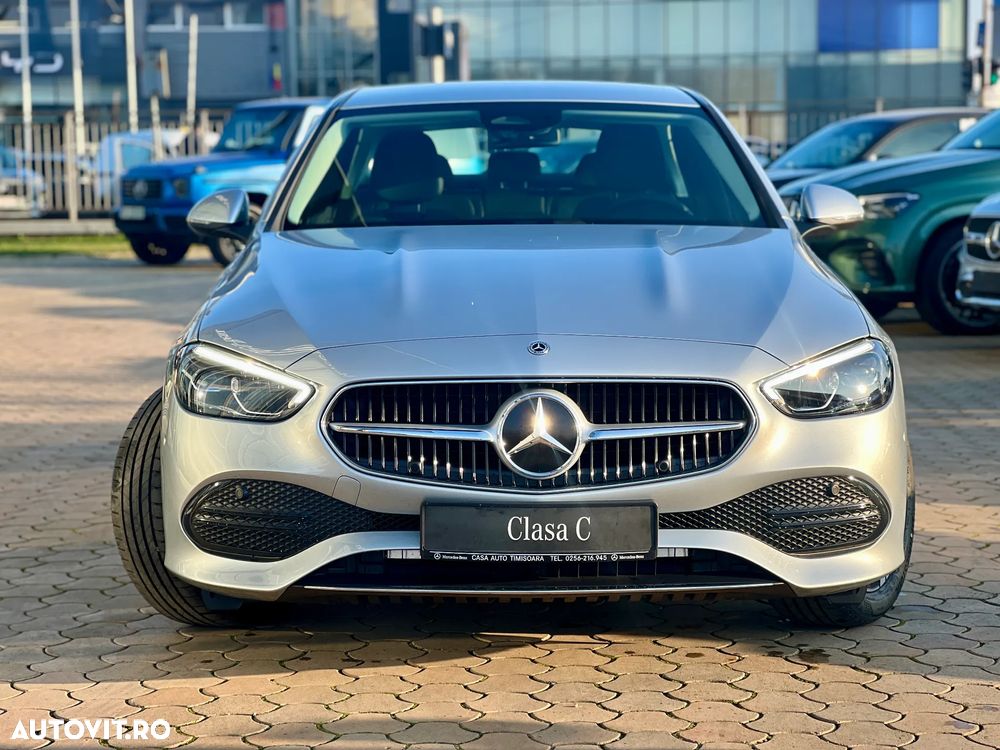 Mercedes-Benz C - 8