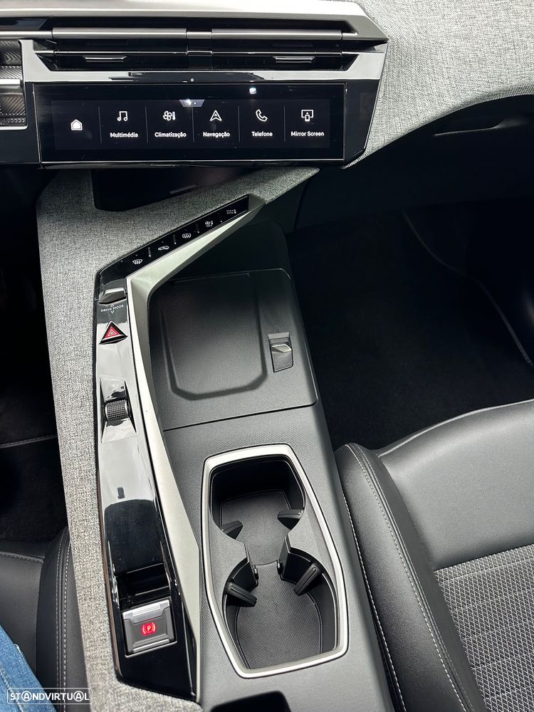 Peugeot 3008 1.2 Hybrid Allure Pack e-DCS6 - 11