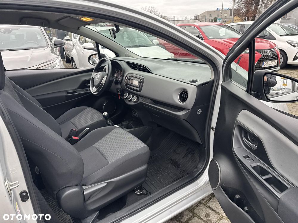 Toyota Yaris 1.0 Active EU6 - 20