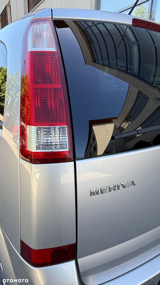 Opel Meriva 1.6 16V Cosmo - 10