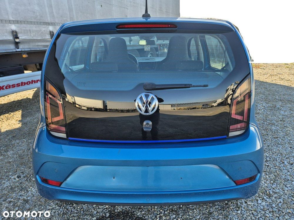 Volkswagen up! - 5