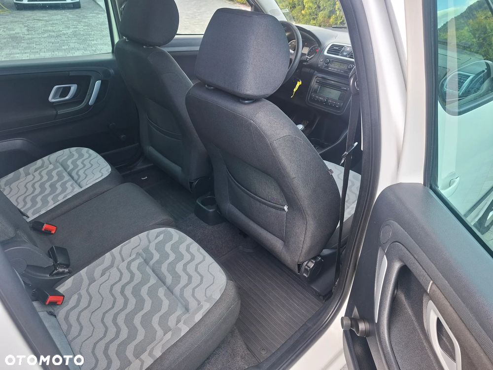 Skoda Roomster 1.4 16V Style PLUS EDITION - 13