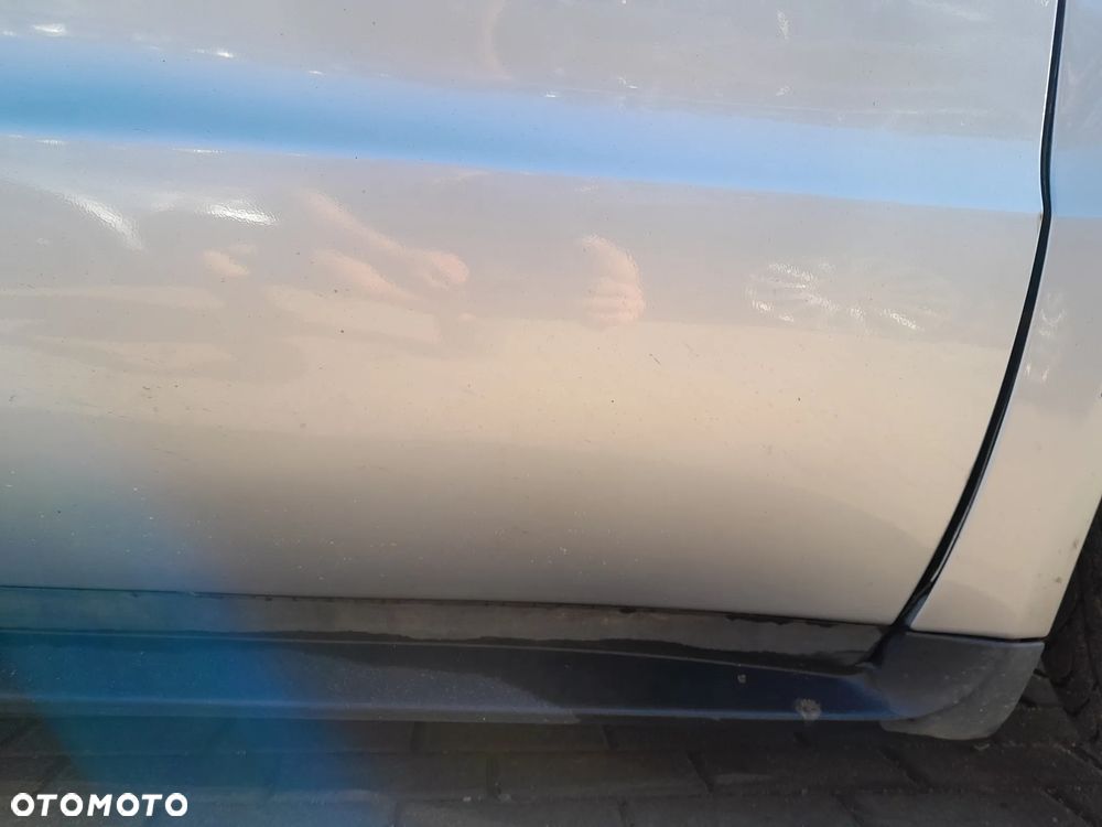 MERCEDES W168 DRZWI PRAWE PRZEDNIE PRAWY PRZÓD KOLOR: 706 - 5