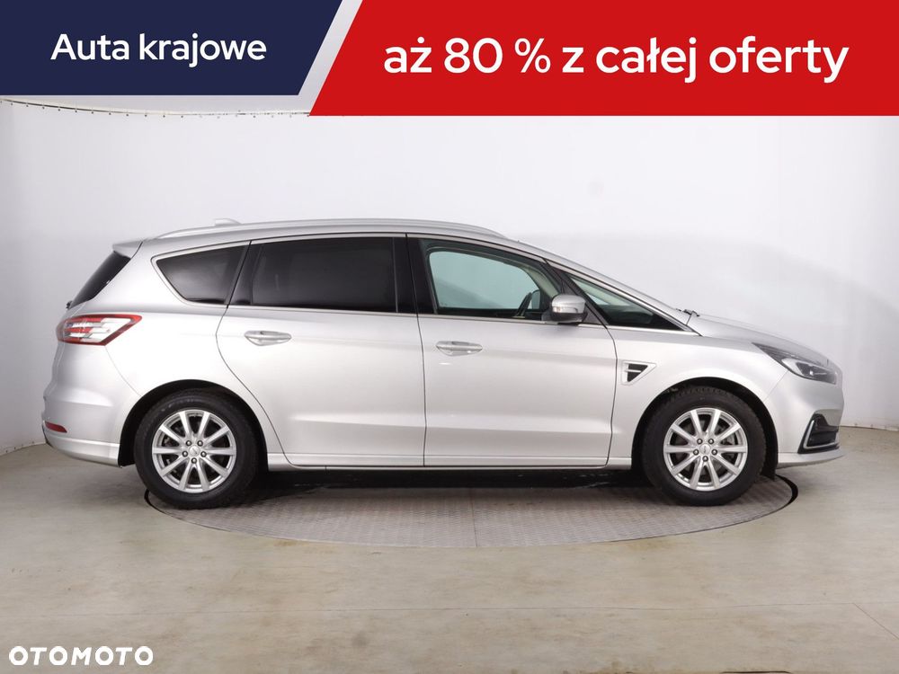 Ford S-Max - 8