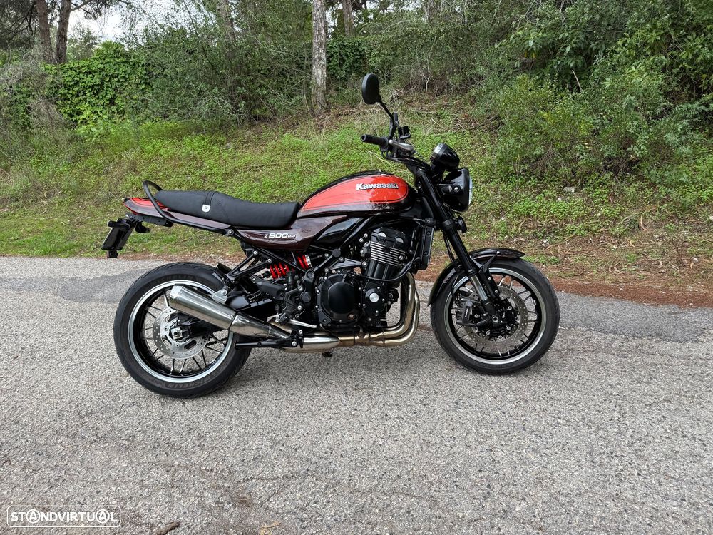 Kawasaki Z 900 RS - 9