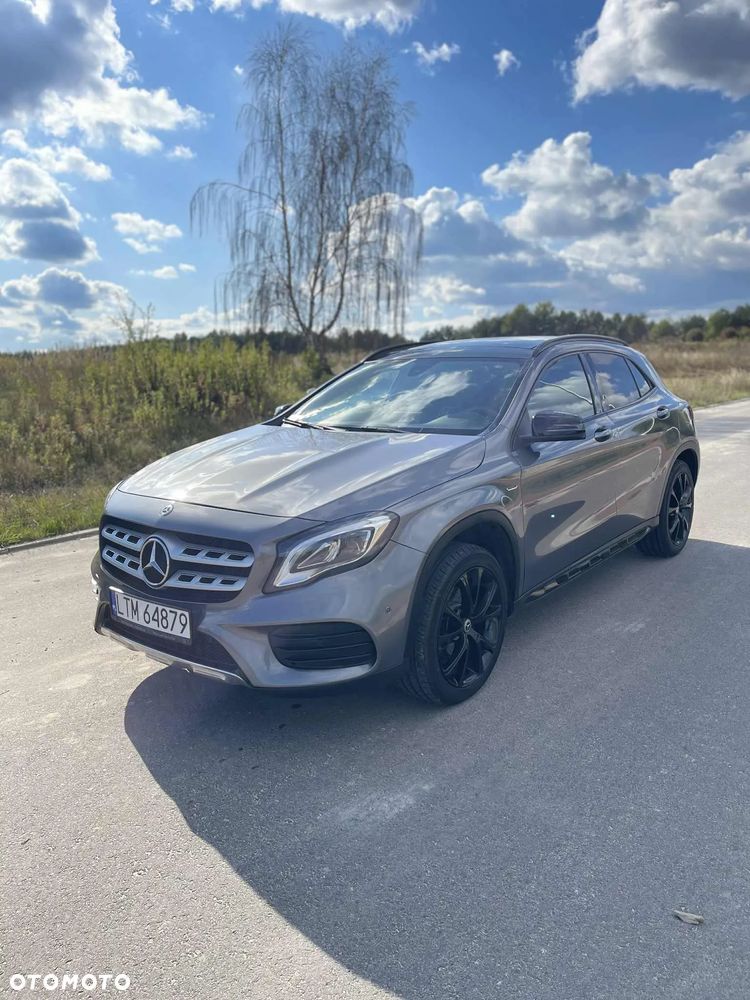 Mercedes-Benz GLA 200 7G-DCT - 8