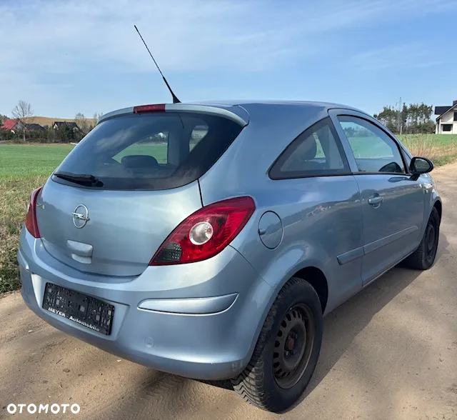 Opel Corsa - 4