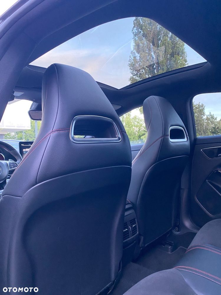 Mercedes-Benz CLA AMG 45 4-Matic - 10