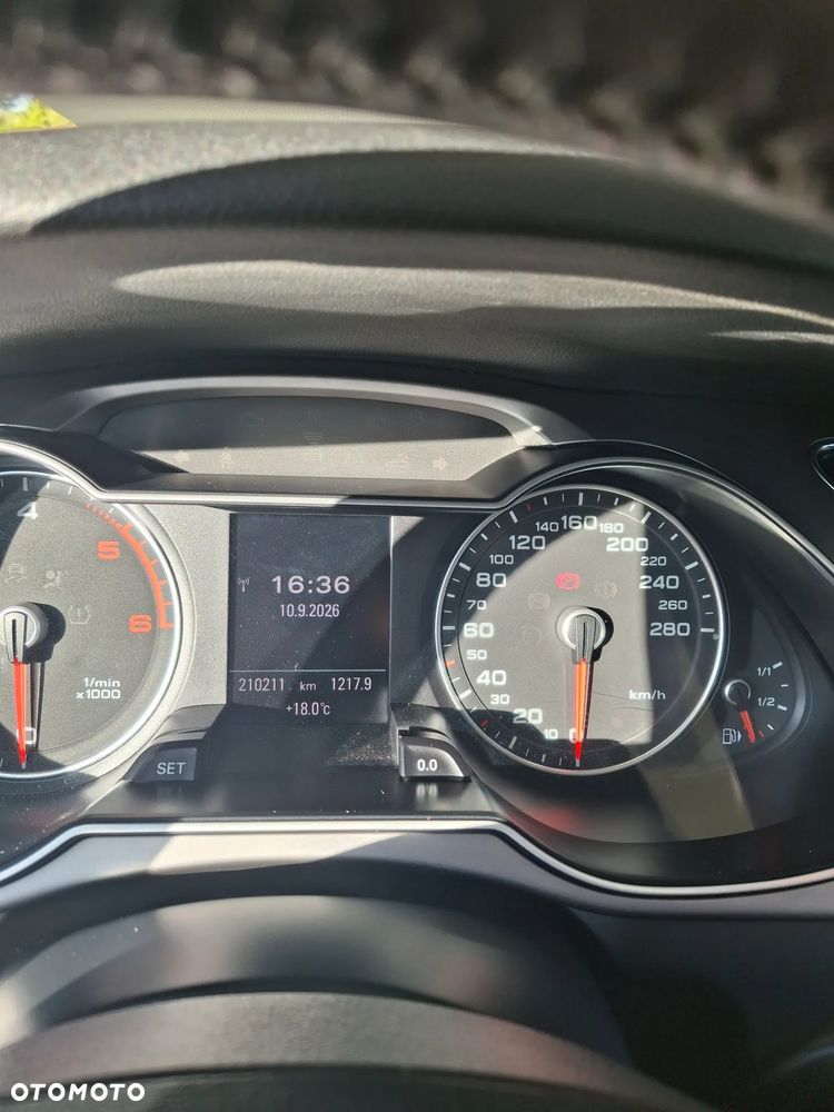 Audi A4 Avant 2.0 TDI - 5