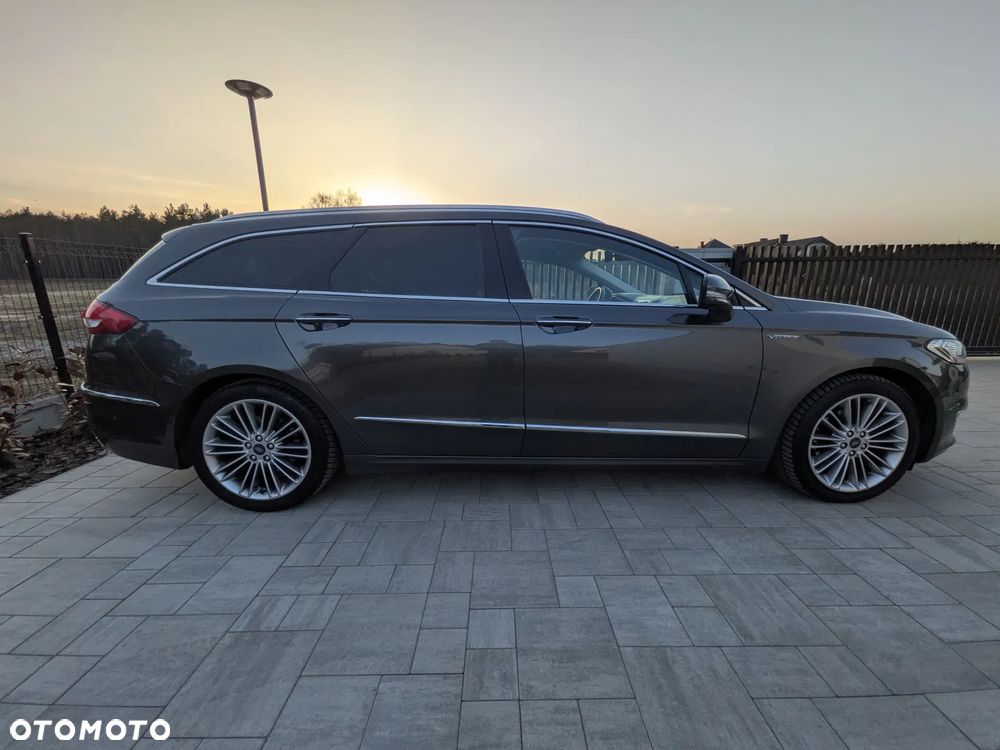 Ford Mondeo Vignale 2.0 TDCi PowerShift - 3