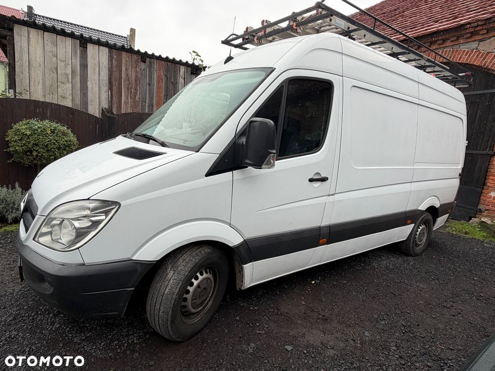 Mercedes-Benz Sprinter - 15