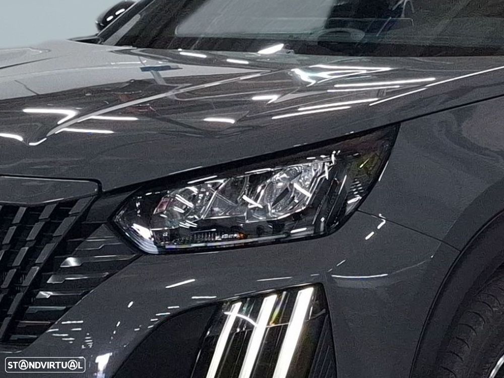 Peugeot e-2008 54 kWh Allure - 3