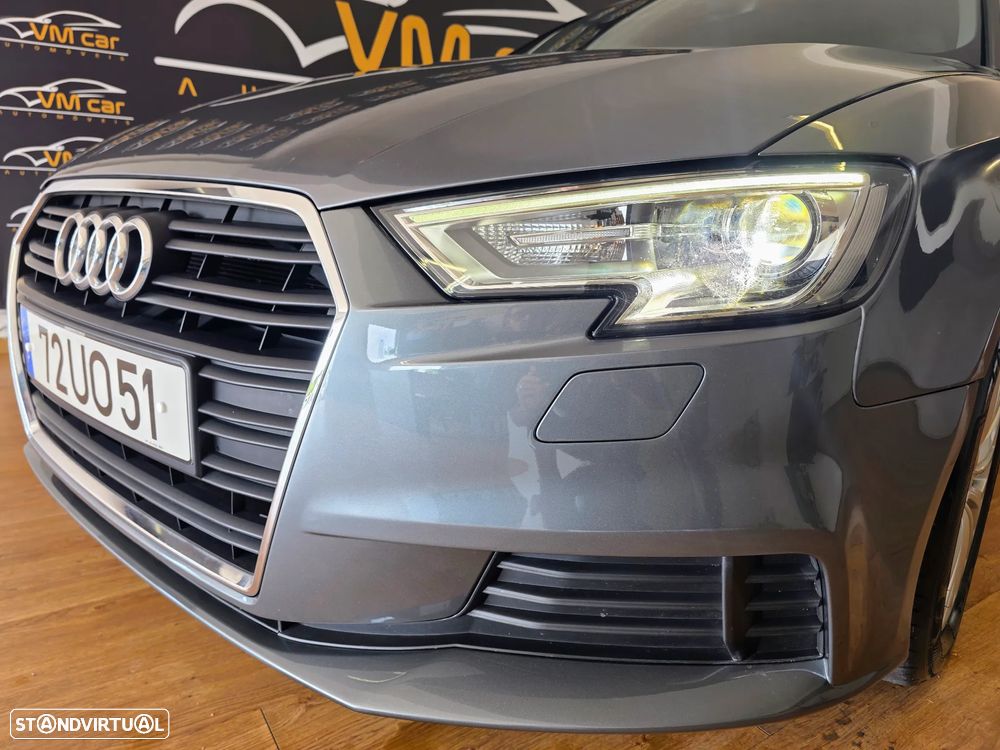 Audi A3 Sportback 1.6 TDI Design - 18