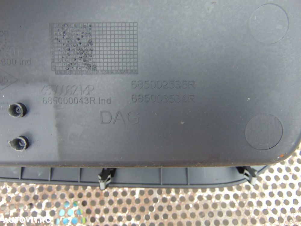 Capac ornament Bord Renault Master Opel Movano Nissan nv400 cod 685008216r - 3