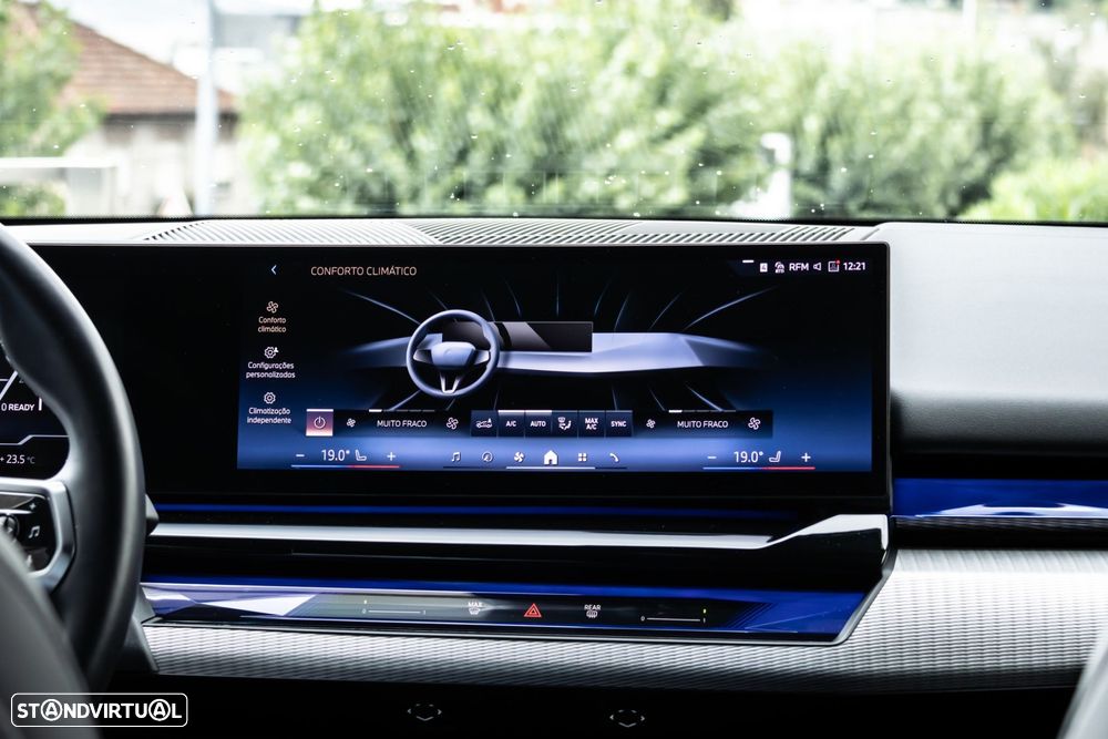 BMW i5 eDrive40 Pack Desportivo M - 53