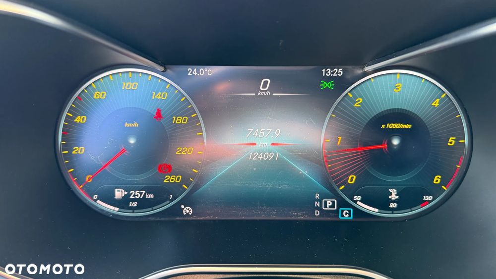 Mercedes-Benz GLC 300 d 4Matic 9G-TRONIC AMG Line - 22