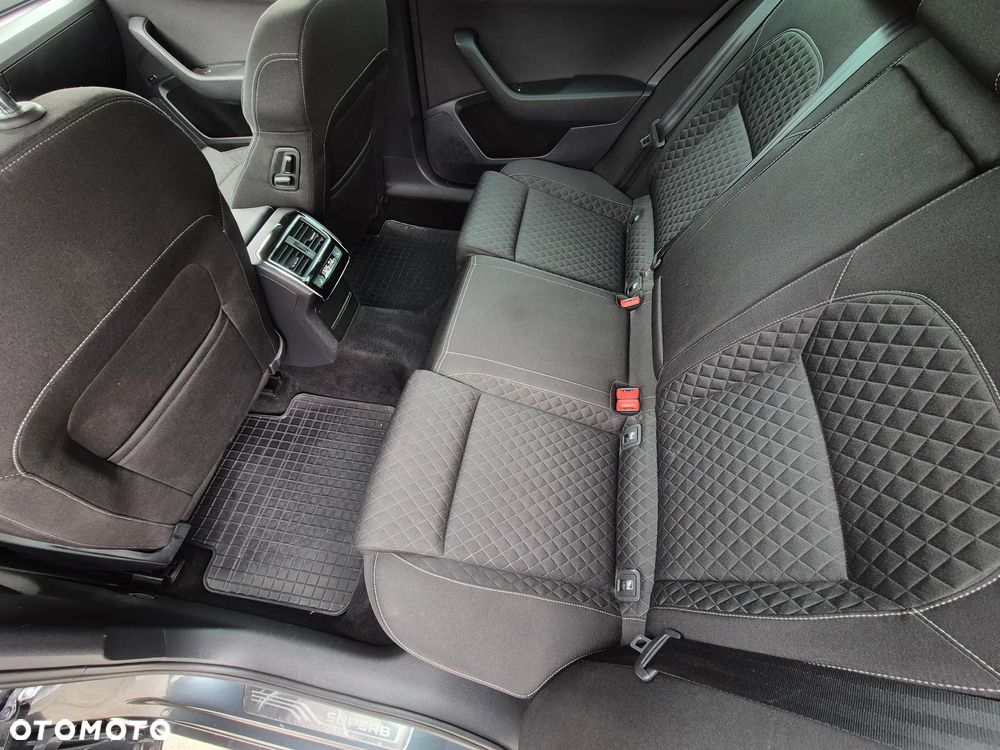 Skoda Superb 2.0 TDI Ambition - 15