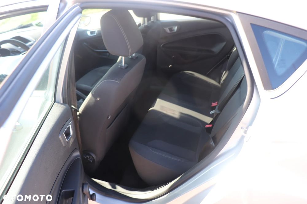 Ford Fiesta 1.0 EcoBoost Titanium - 17