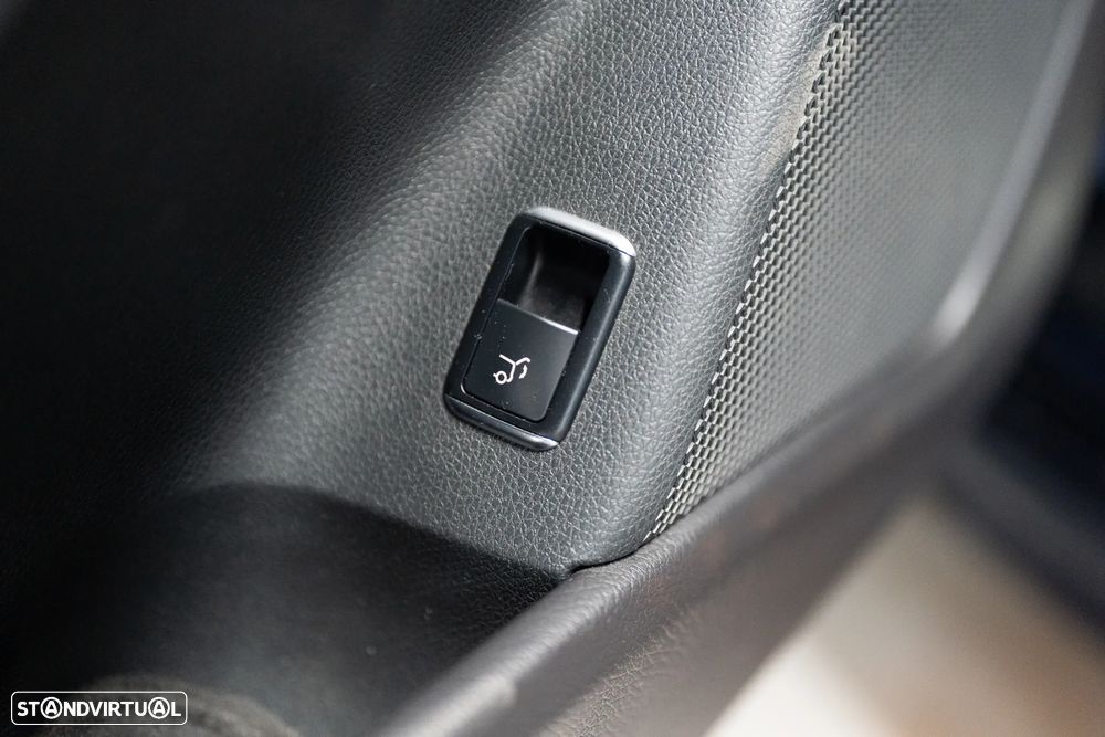 Mercedes-Benz CLA 220 (CDI) d 7G-DCT AMG Line - 45