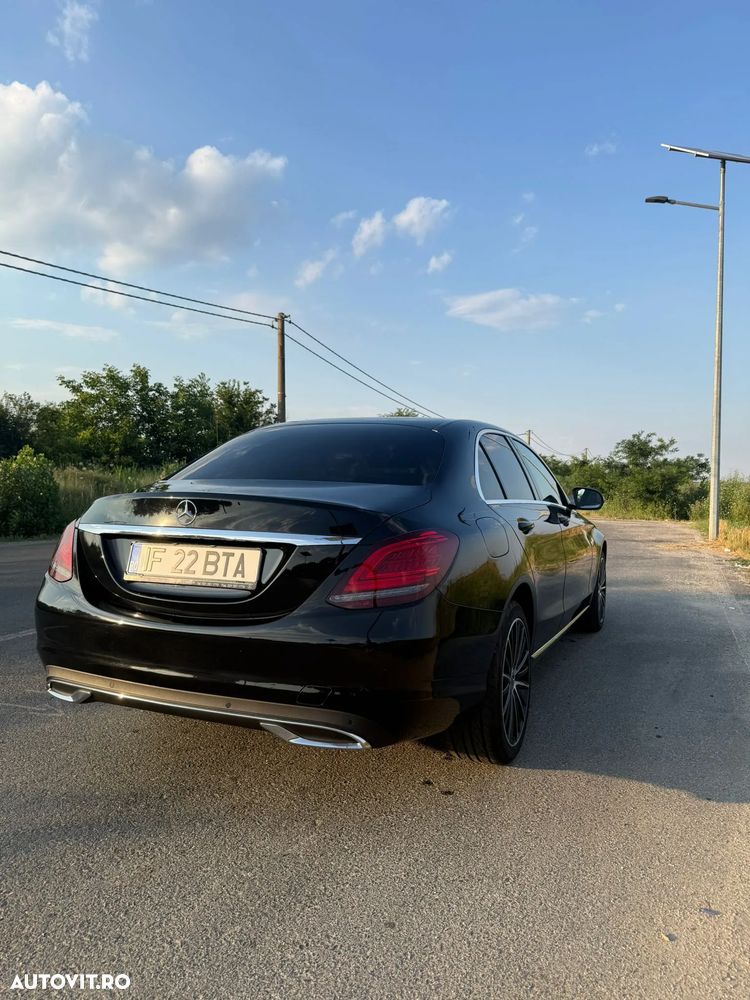 Mercedes-Benz C 220 d 4MATIC Aut - 19