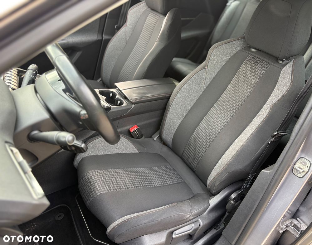 Peugeot 5008 HDI 115 Active - 30