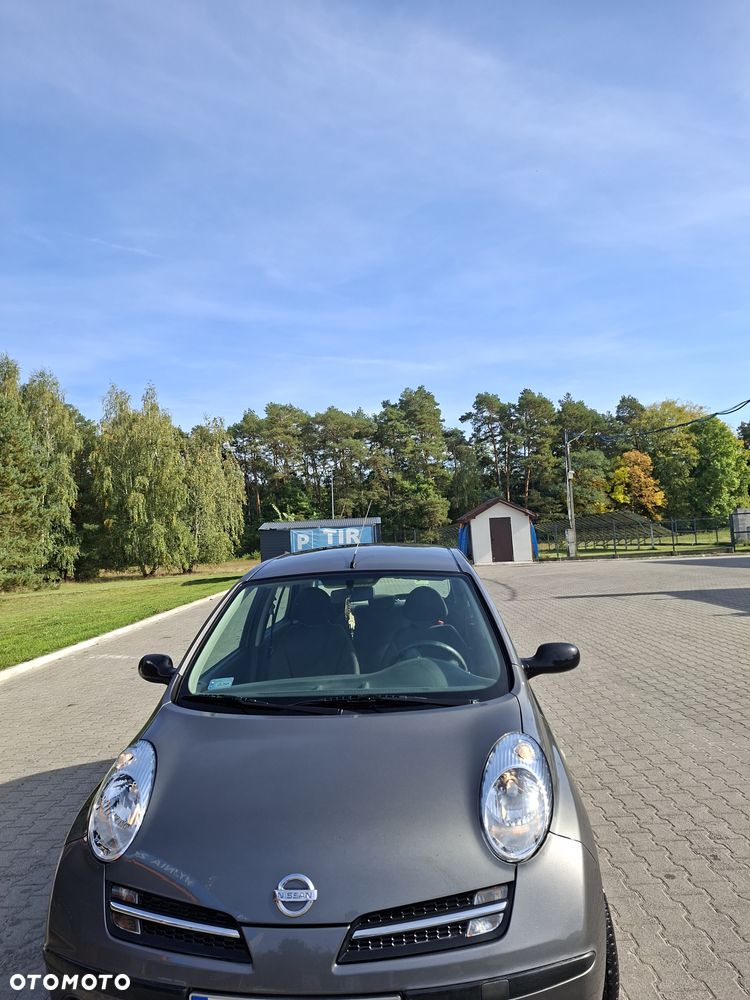 Nissan Micra - 1