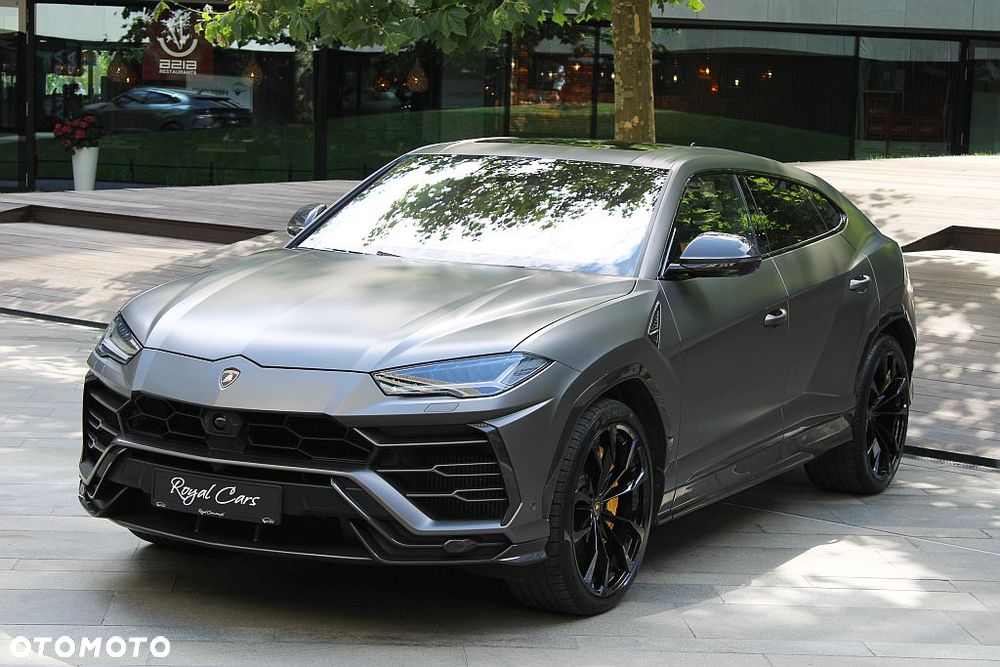 Lamborghini Urus Standard - 1