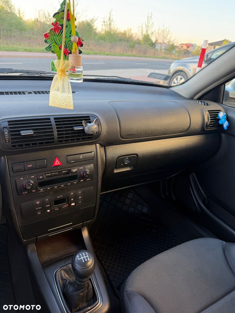 Audi A3 3-drzwiowe 1.9 TDI Ambition - 15